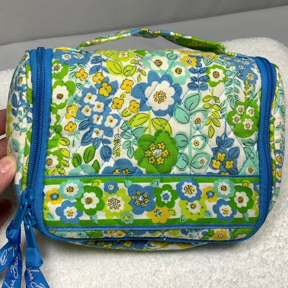 NWOT - Vera Bradley Cosmetic Travel Bag